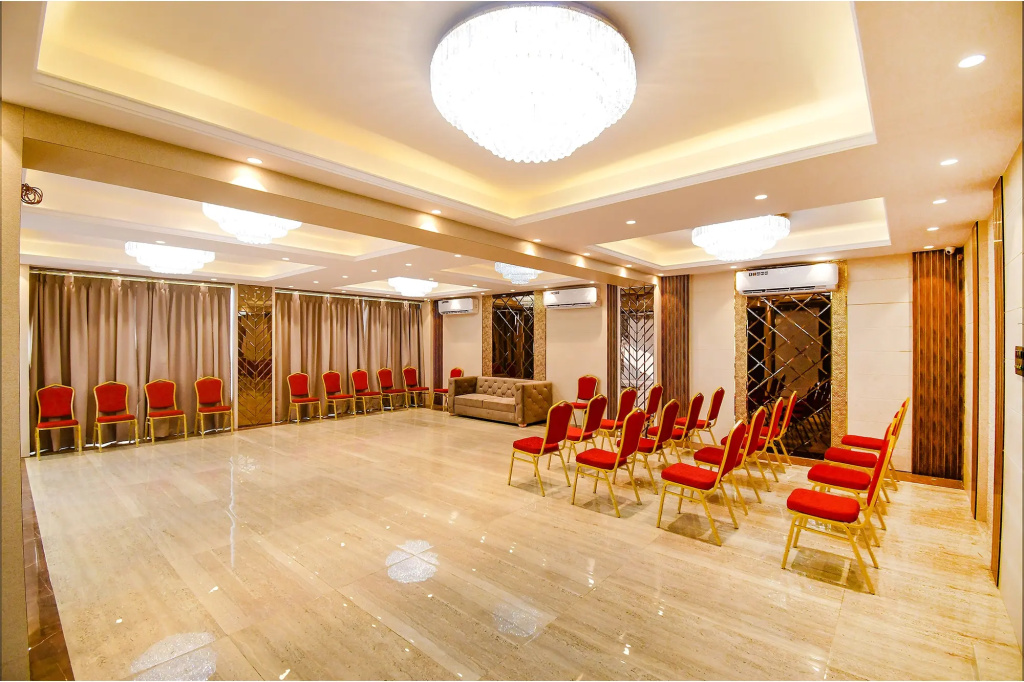 FabHotel Prime Jalsa - Nr Axis Mall