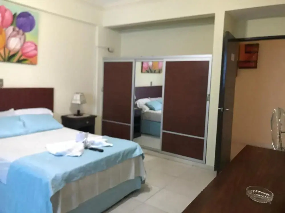 Hotel Viru Viru II