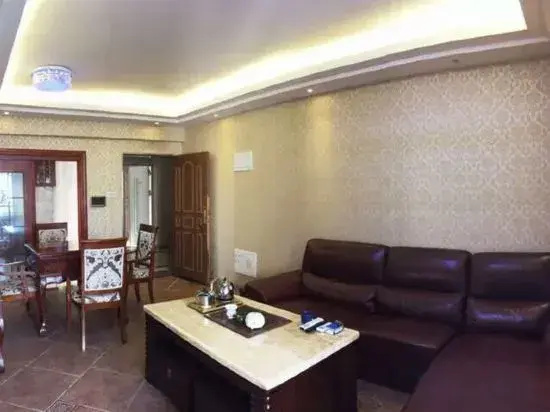Mingyue Shanxi Super Deluxe Quadrangle Courtyard