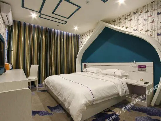 Qian Yun Desert Hotel