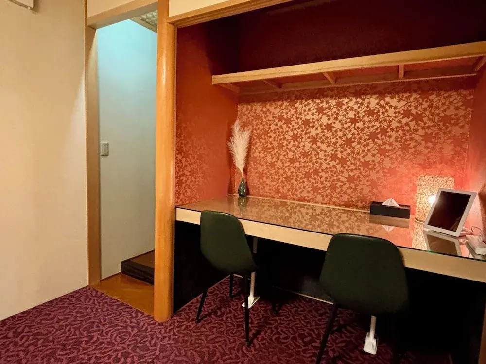 Five room 120