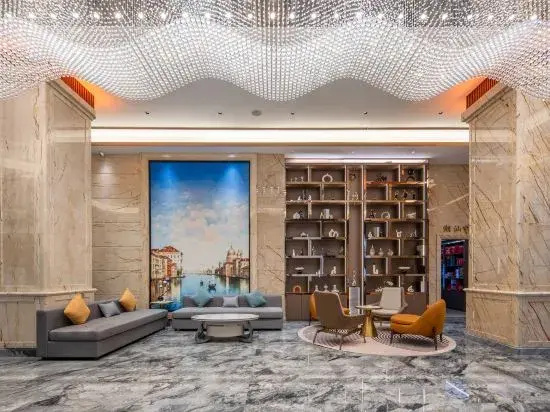 Vienna Hotel (Jieyang Chaoshan Airport Terminal Branch)