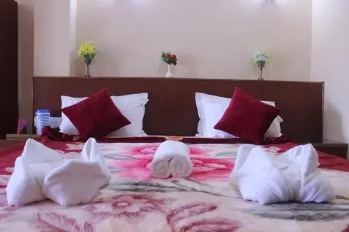 Zero to One stay - Hotel Khandroling (HKL)