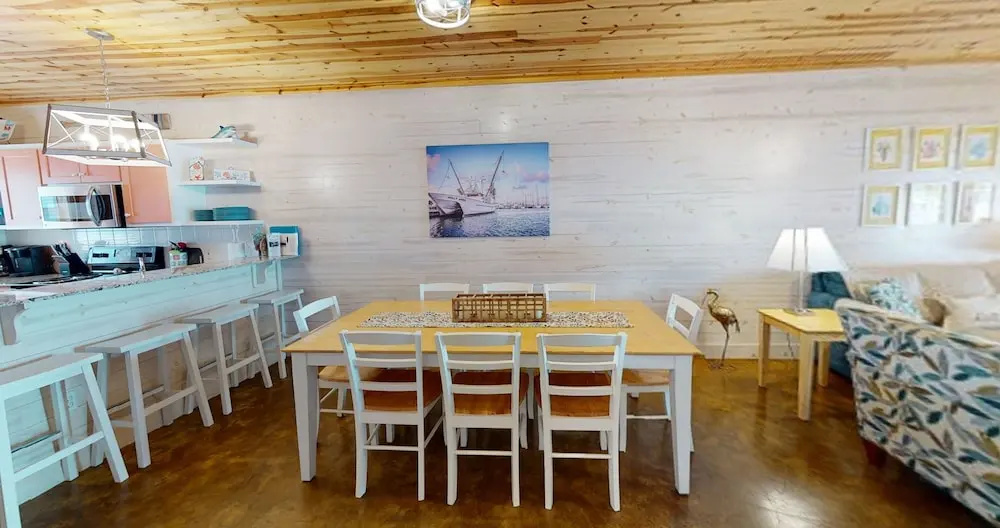 #803 The Commons - Dancing Dolphin 3 Bedrooms 2.5 Bathrooms Townhouse