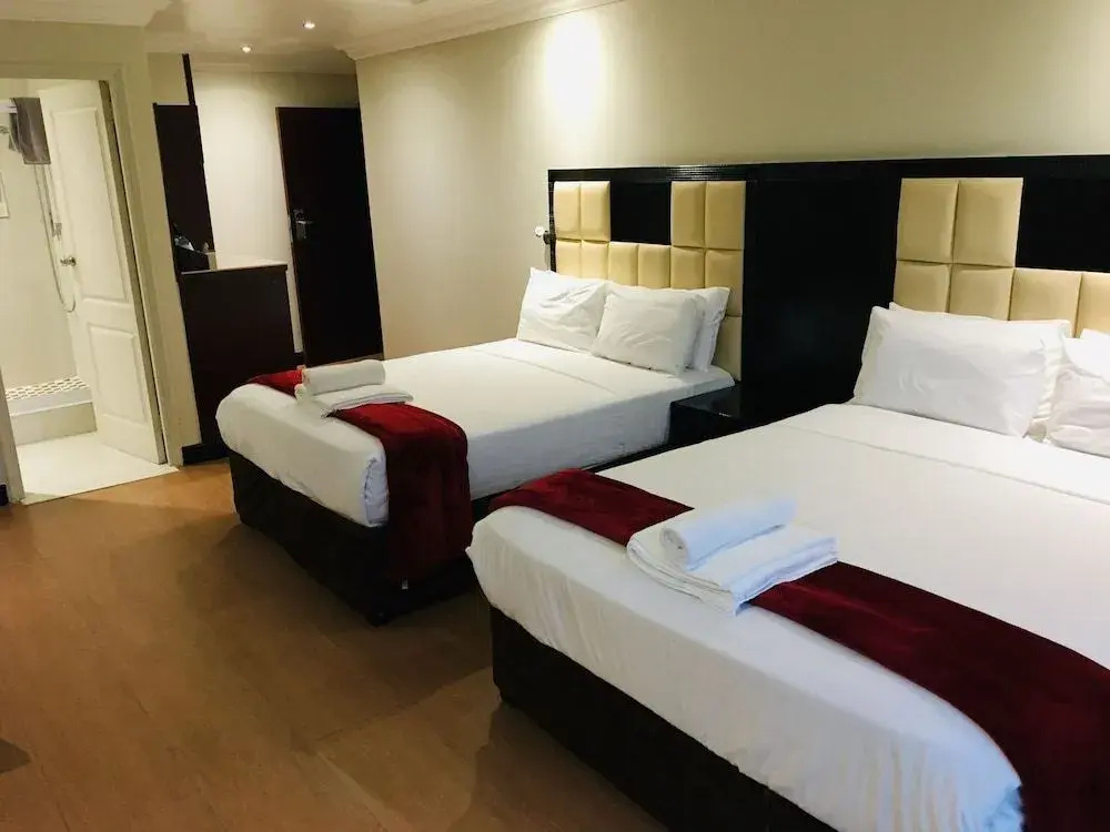 Al Hamra Hotel