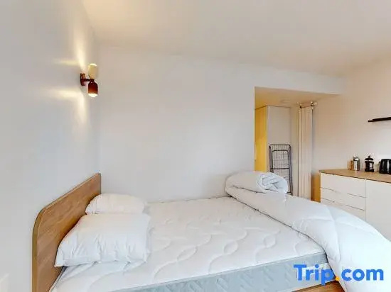 Room 1208 in a premium residence- Sport/laundry