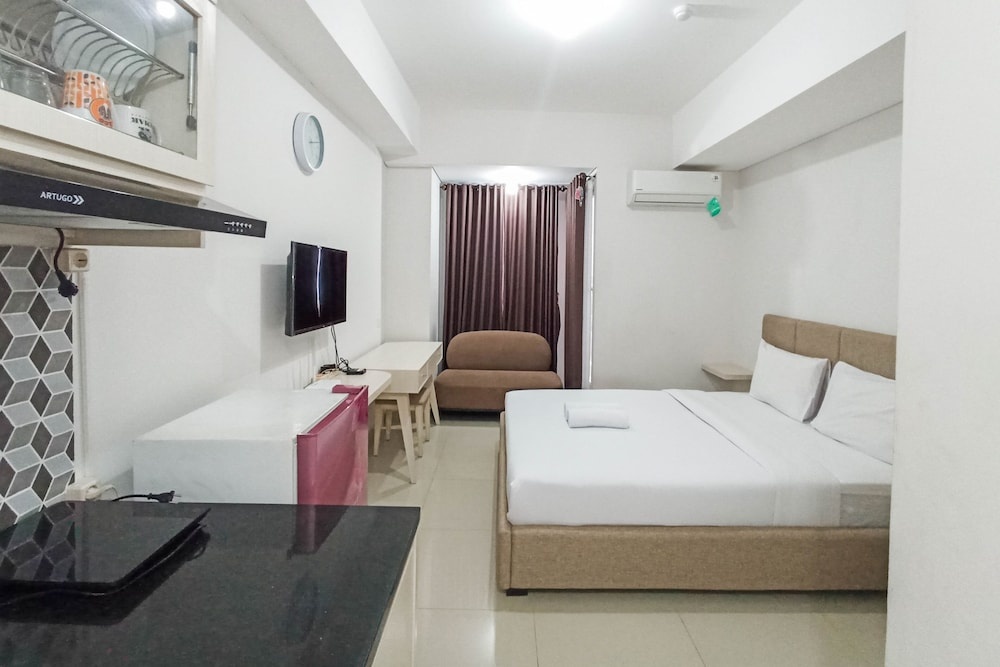 Modern Look And Comfortable Studio Barsa City Apartment