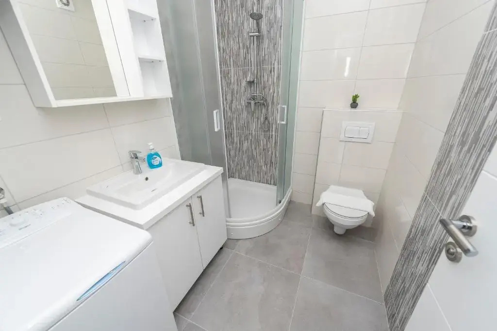 Villa Star 3. centrally located ap. with a pool