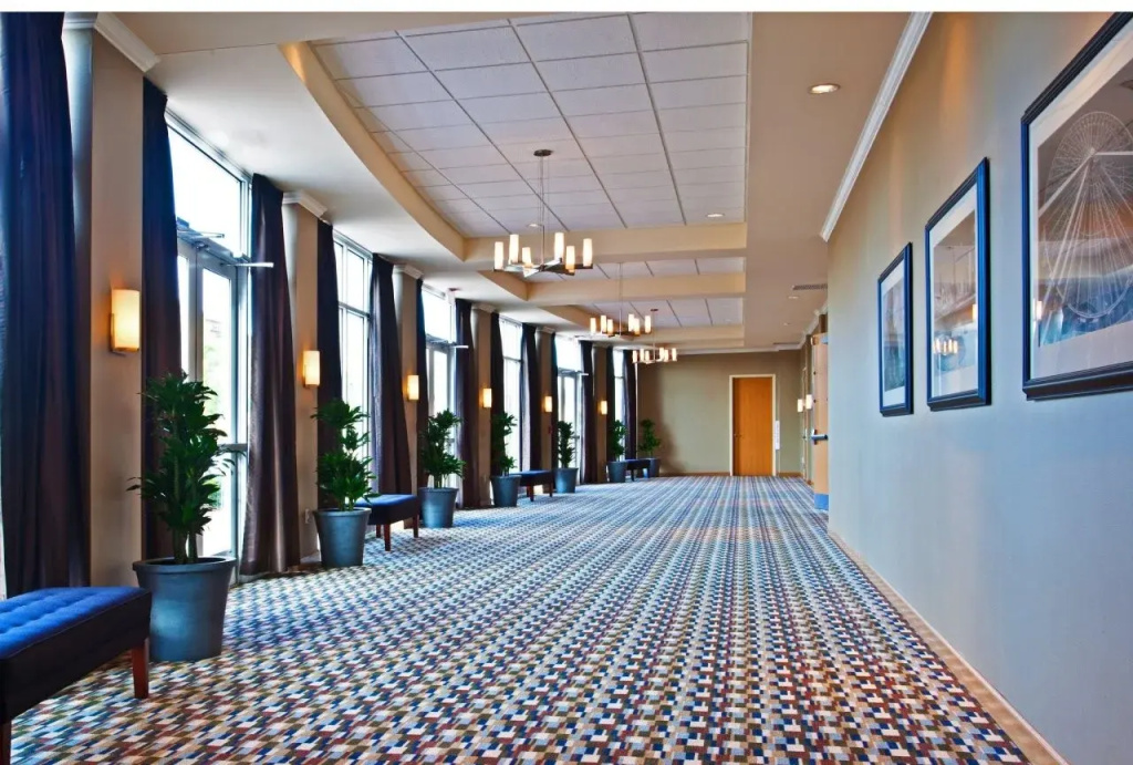 DoubleTree by Hilton Chicago Midway Airport, IL