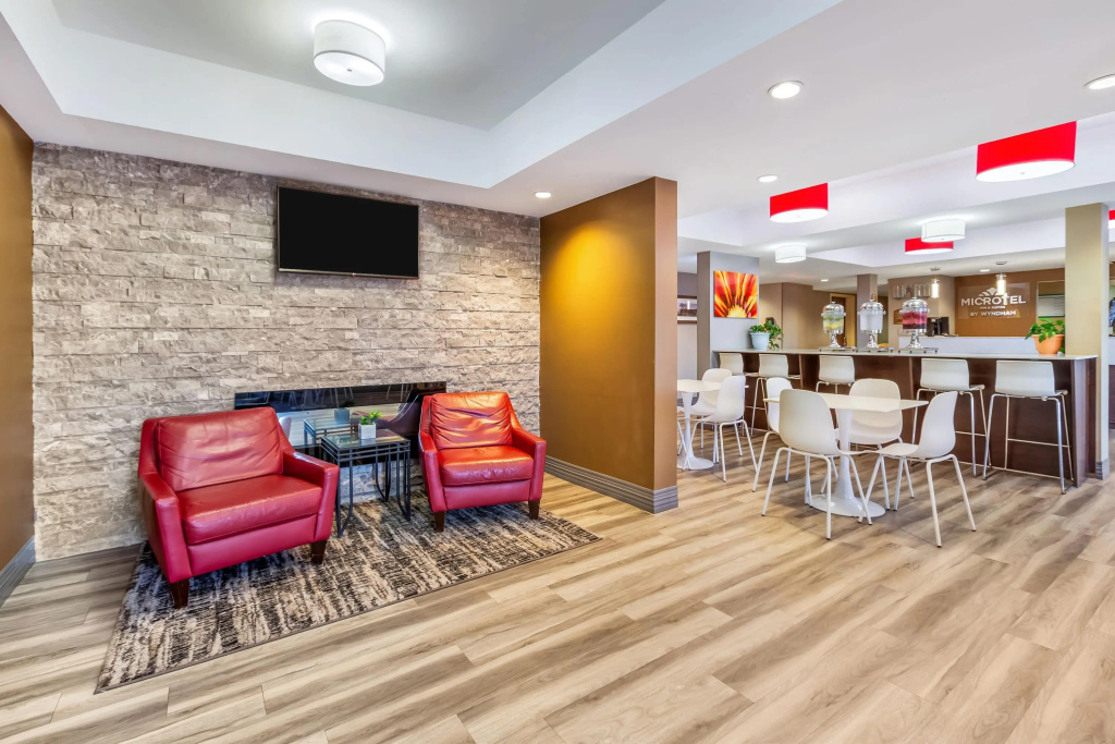 Microtel Inn & Suites by Wyndham - Timmins