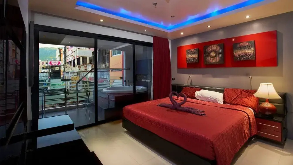 Condo In The Heart Of Patong Wlk St ABS1