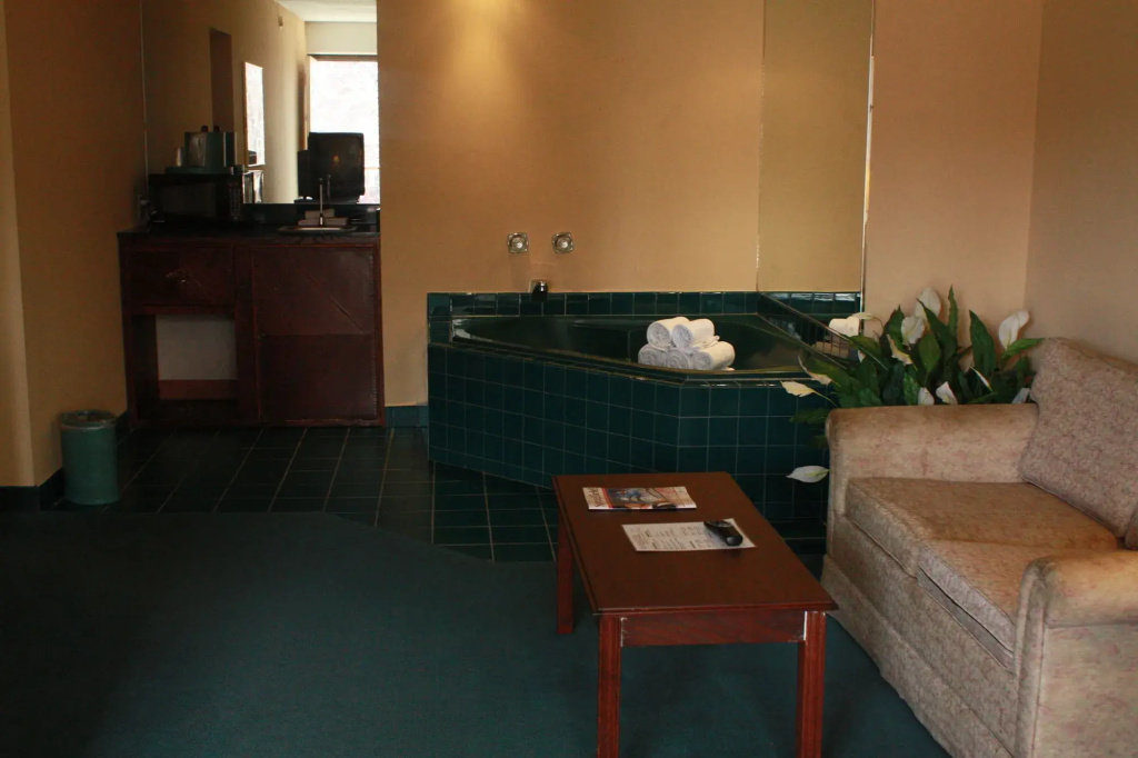 Mansion View Inn and Suite