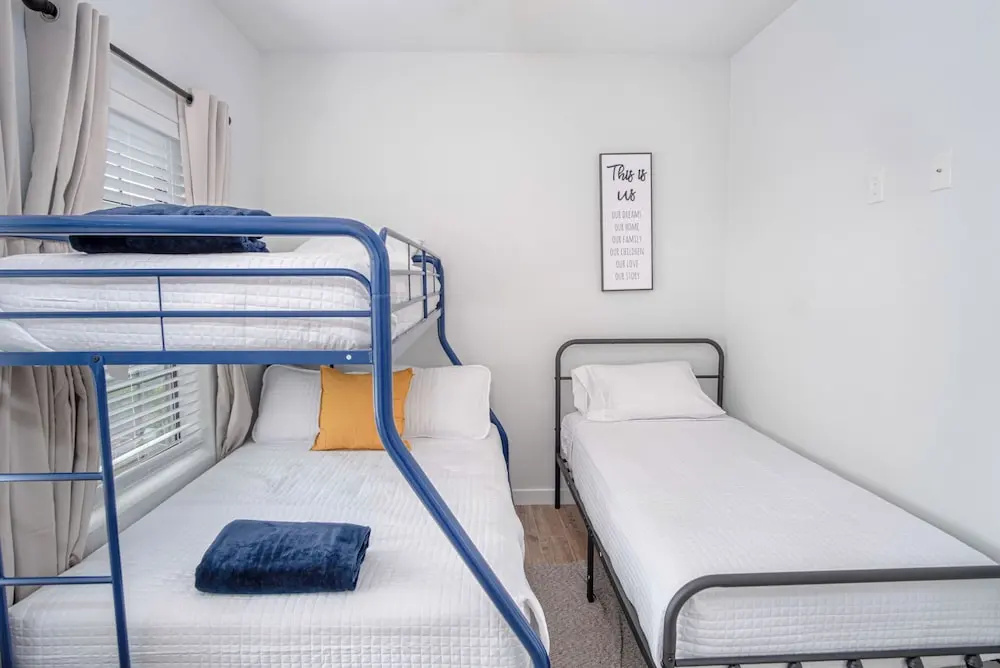 Stylish Living New 3BR 2.5ba at Amazing Downtown