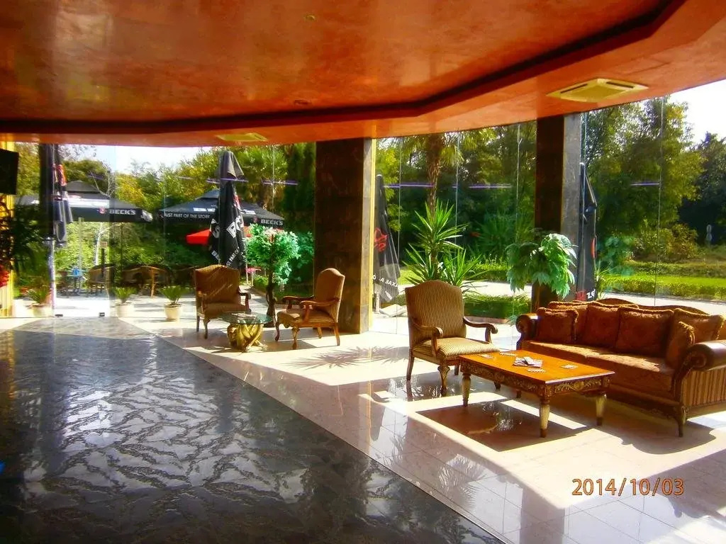 Cabana Hotel