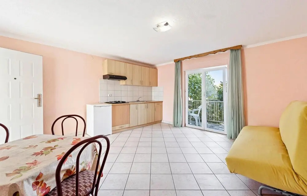 Beautiful Apartment in Vodice With 1 Bedrooms and Wifi
