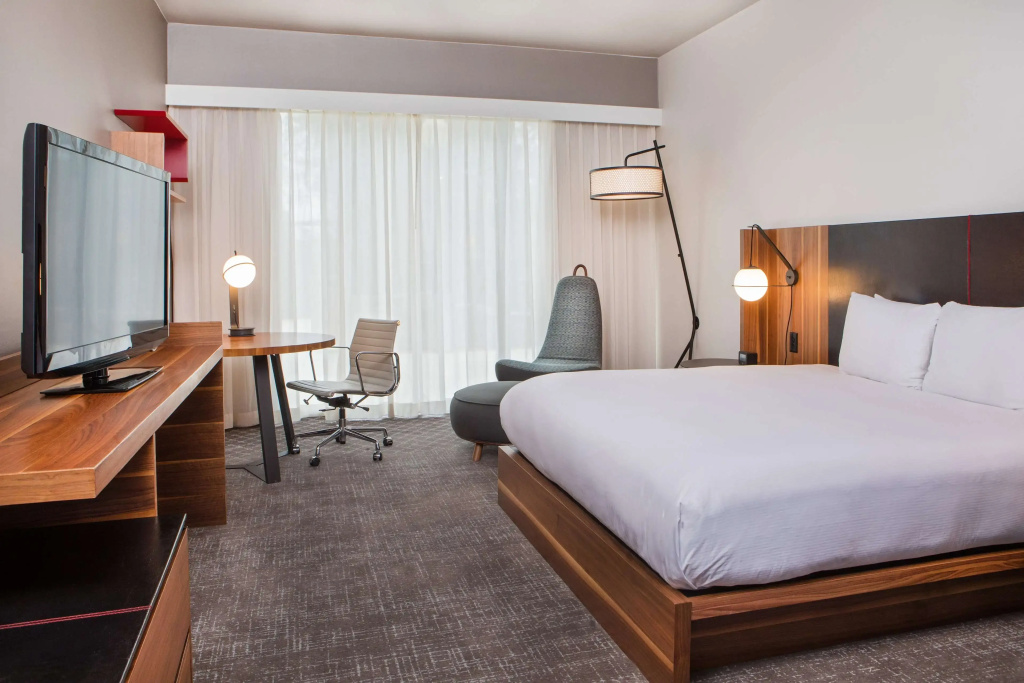 DoubleTree by Hilton Atlanta Windy Hill Ballpark