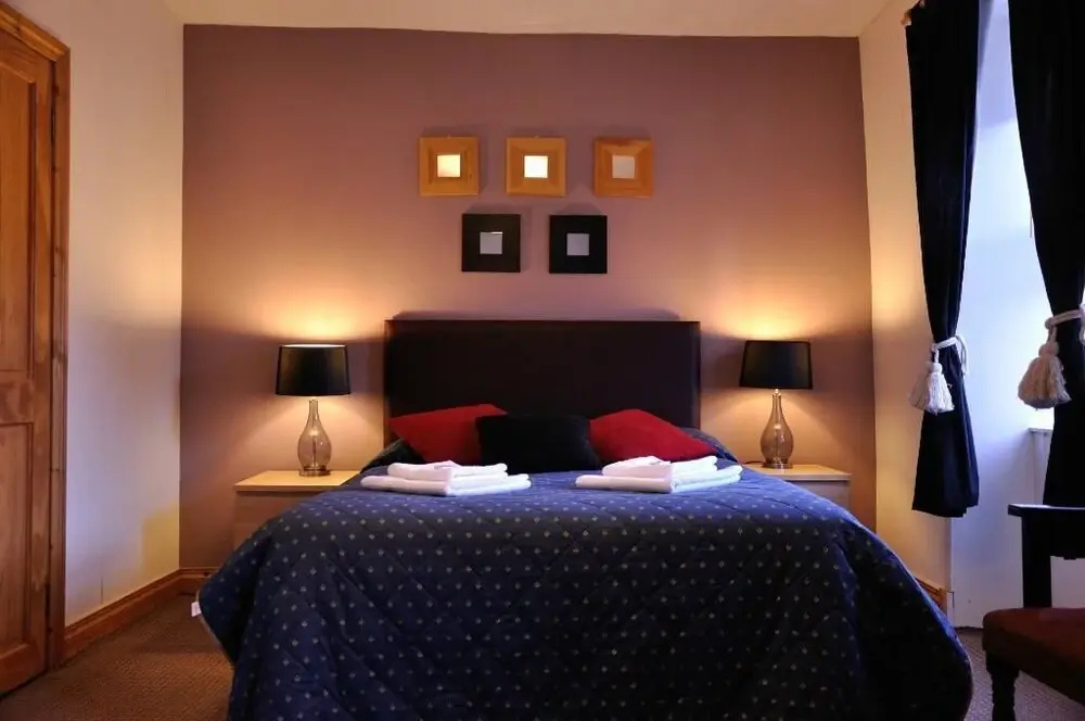 The Crown Hotel