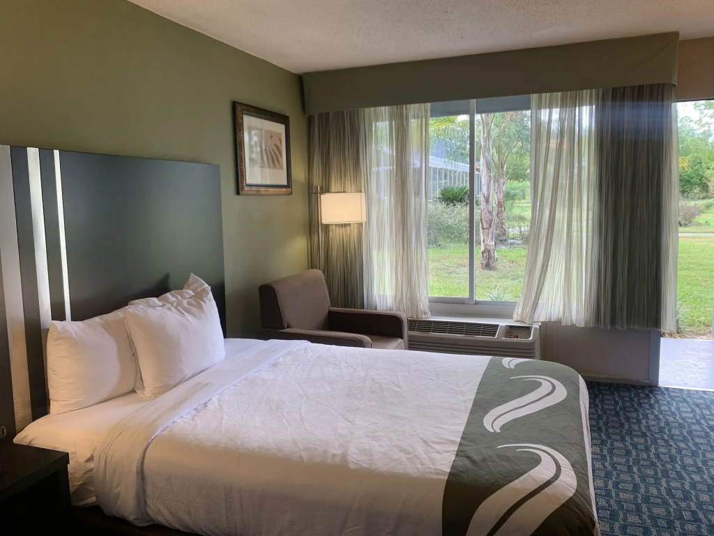 Quality Inn & Suites Brooksville I-75-Dade City