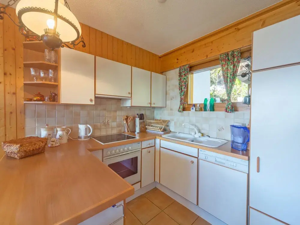 Cosy Holiday Home in Crans-montana With Terrace