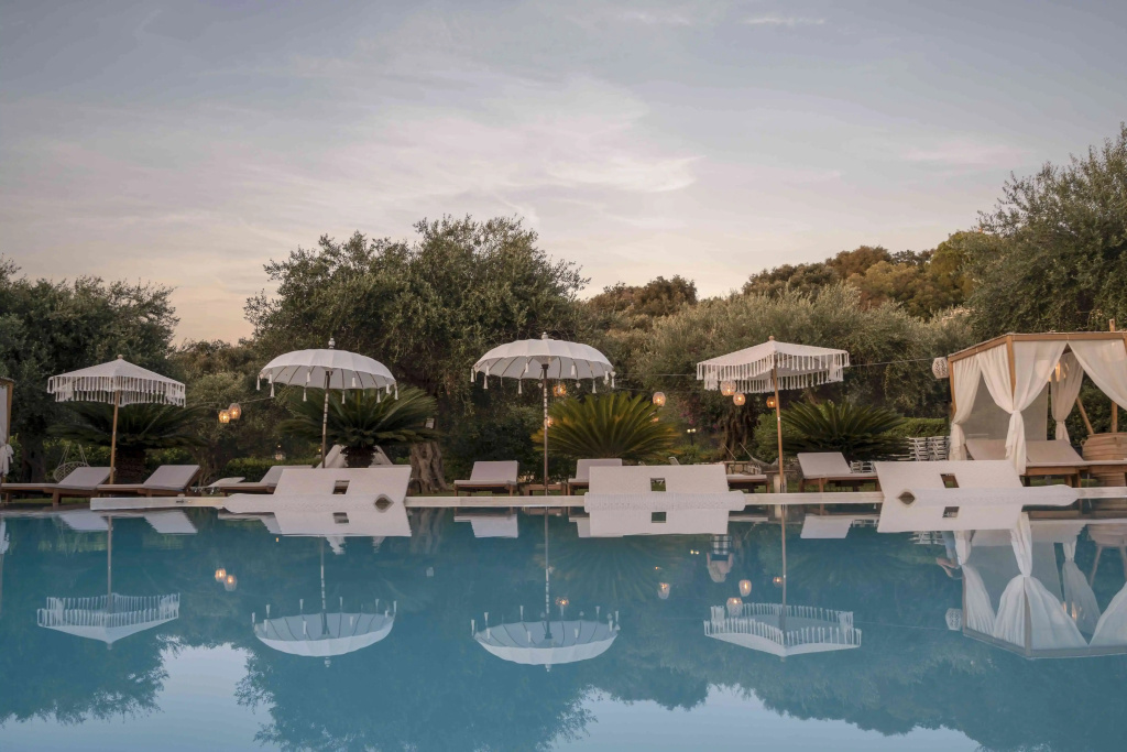 Nefeli Hotel