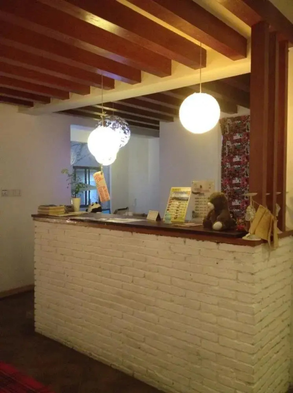 Lingyin Ferry Youth Hostel