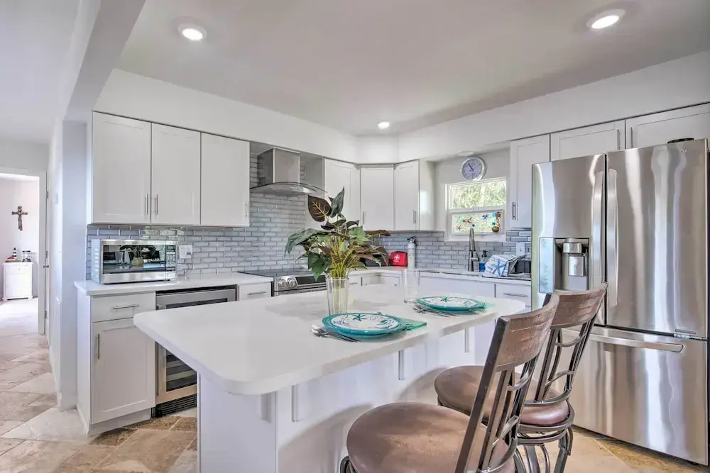 Remodeled Retreat on Homosassa River Canal!