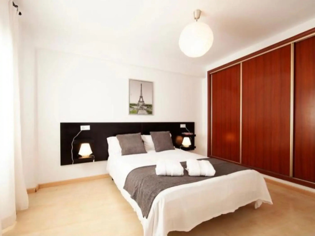 CERVANTES Apartment 27 2BR 1BT