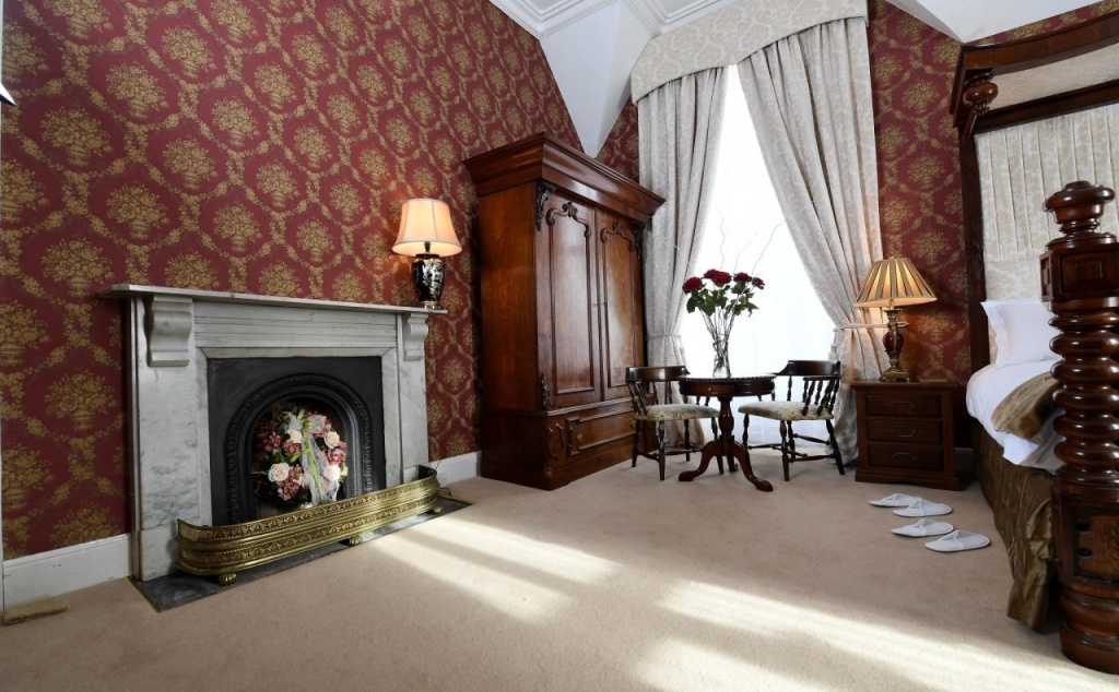 Glenduff Manor House