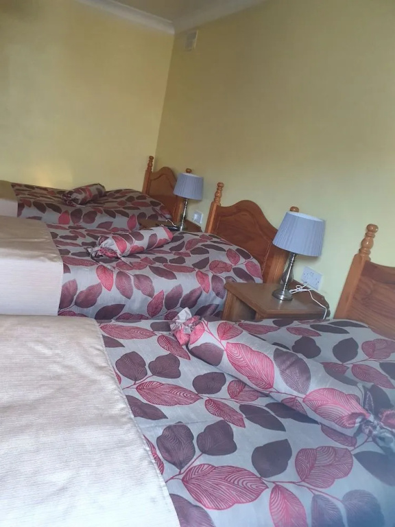 GoldenDawn Guest House