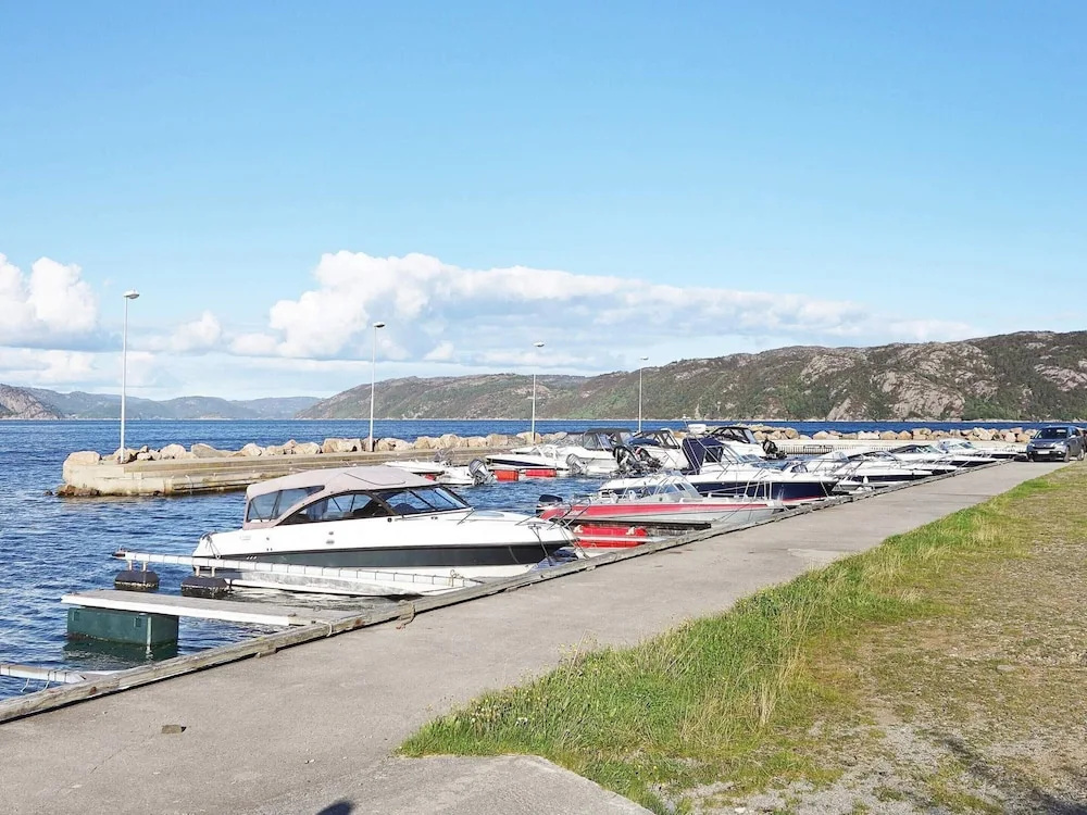 9 Person Holiday Home in Korshamn-by Traum