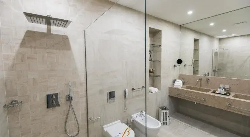 Bon Hotel