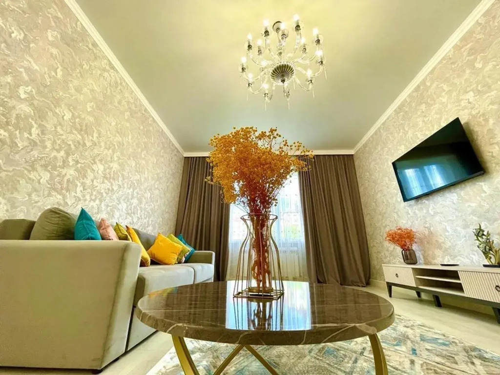 Apartments on Kollektivnaya street 11