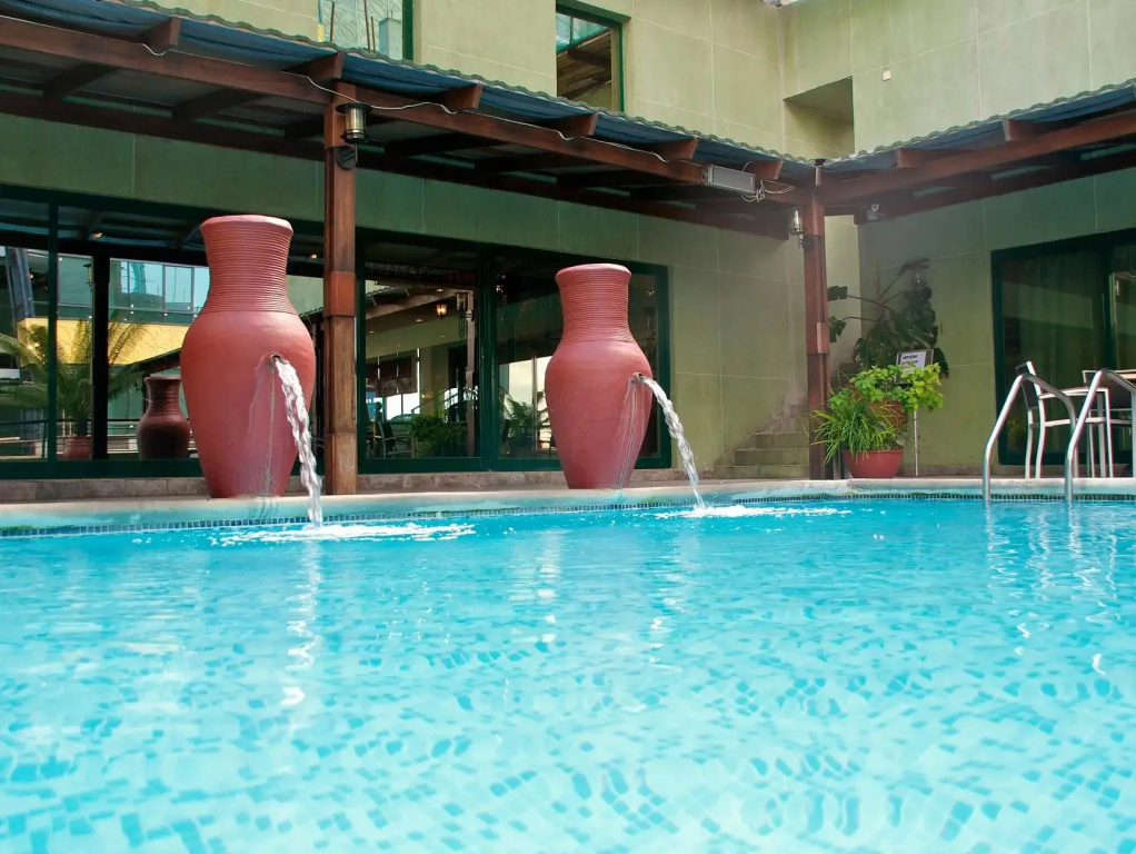 Harbour View Suites