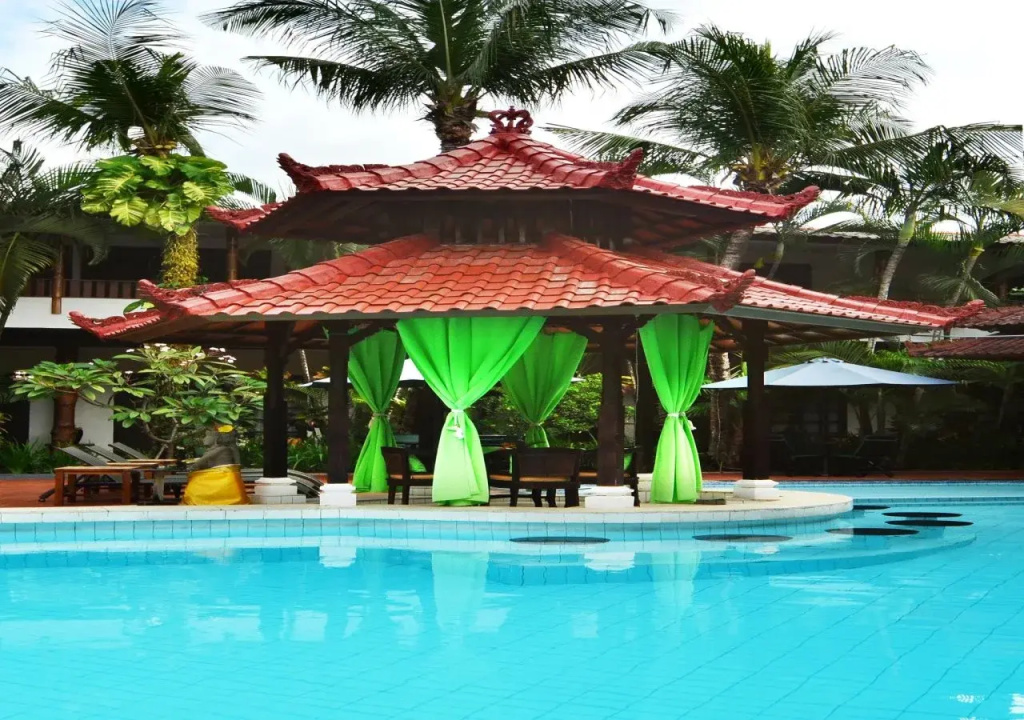 Sarinande Hotel