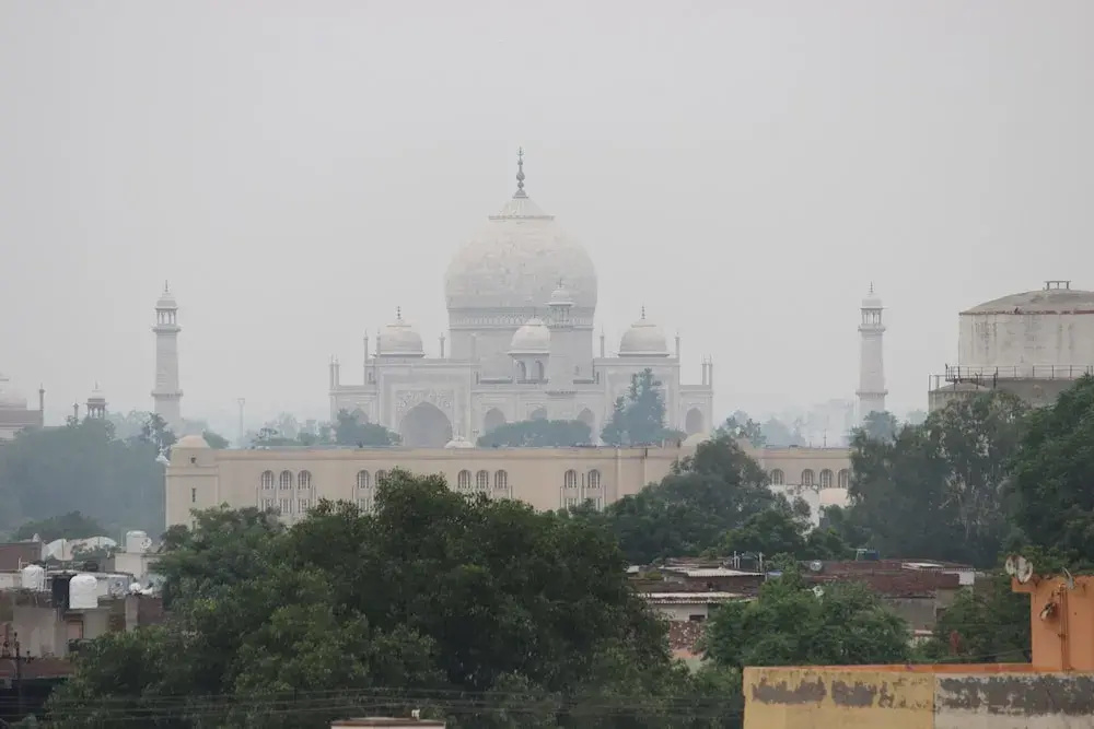 Hotel Taj Galaxy