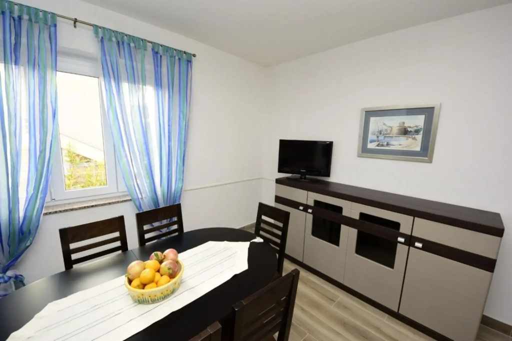 Sveto - 400 m From Beach - A1
