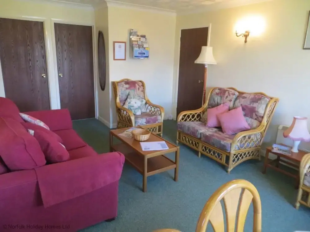 Midway Apartment, Close to Beach