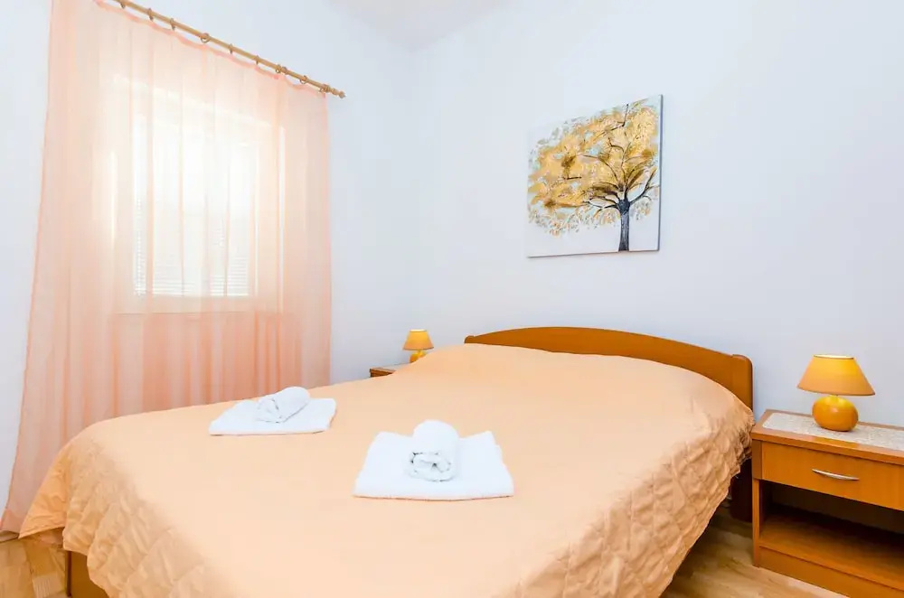 Apartments Mali Paradiso
