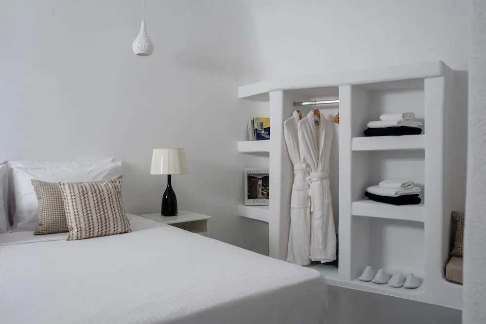 White Dream Suites