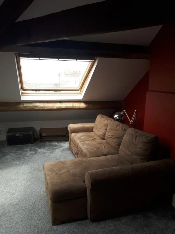 Ty Glyndwr Bunkhouse, Bar and cafe
