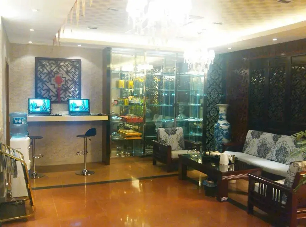 Urban Hotel 118