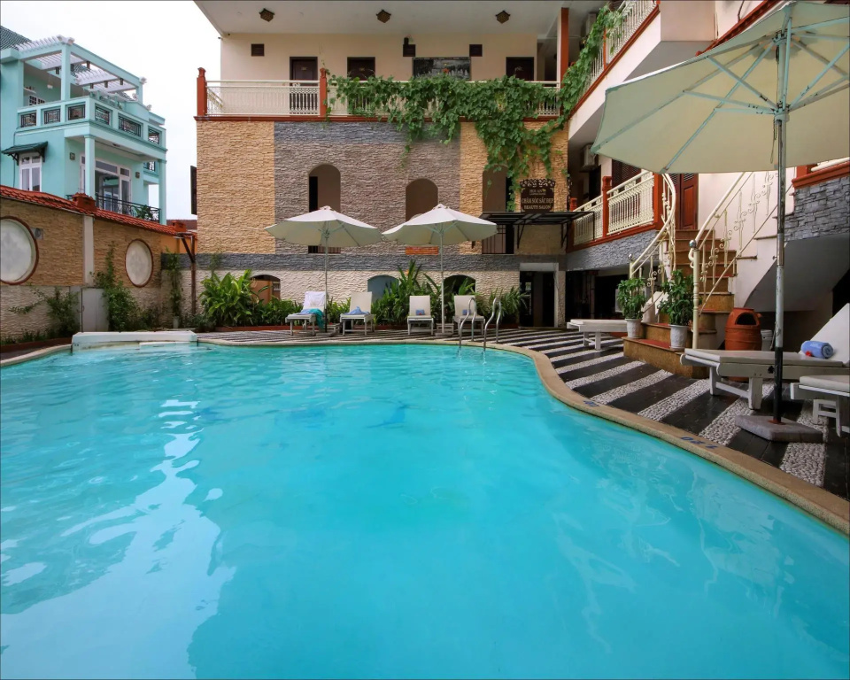 Le Pavillon Gallery Hoi An Hotel & Spa