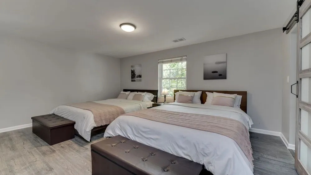Stylish 3BR 3BA Colonial House by Cozysuites