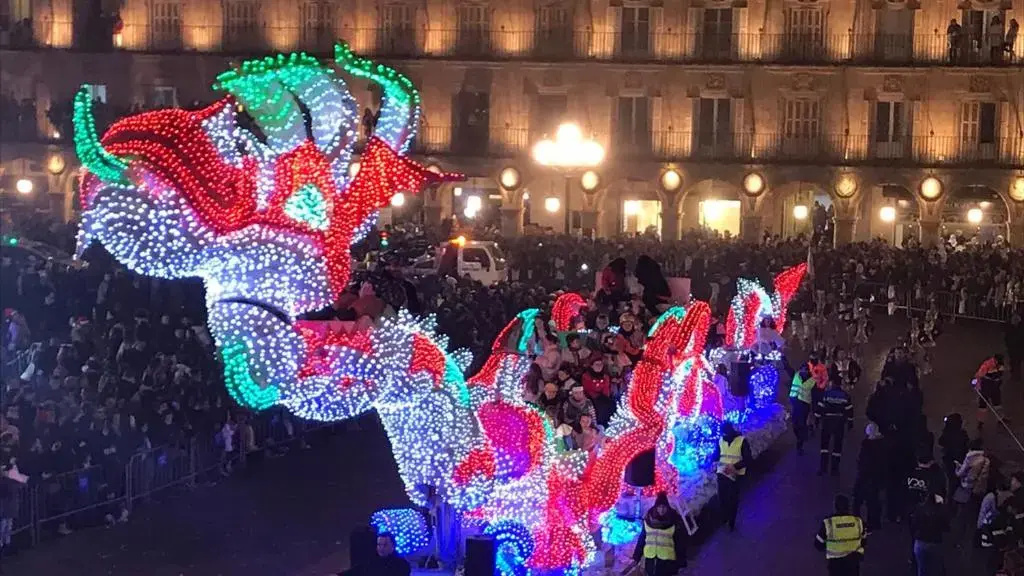 Calle Toro 2, 1º con balcones a la misma Plaza Mayor!!