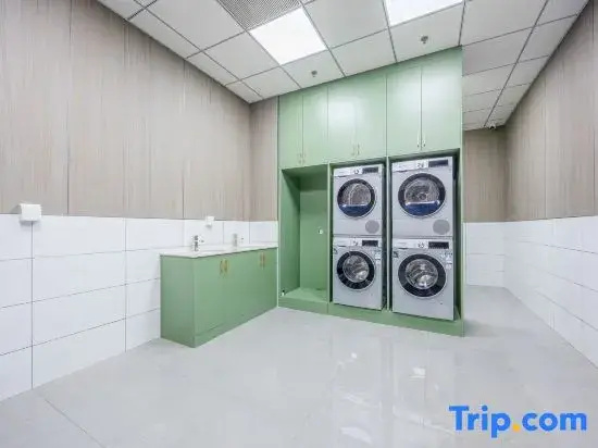 Weihai  Rezen Select Hotel