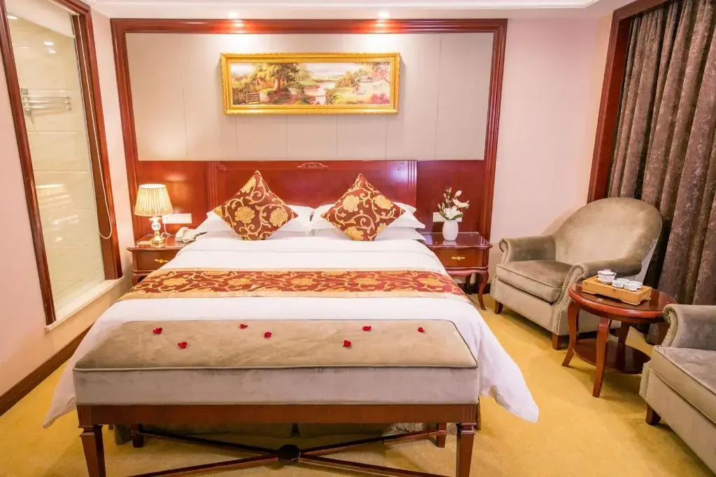 Vienna Shanghai Hongqiao National Convention and E