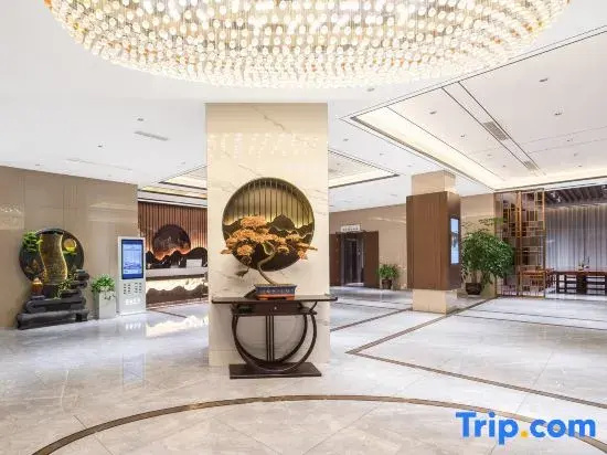 Jinlan'ou Hotel (Pingchang Chunguangyuan Commercial Pedestrian Street Branch)