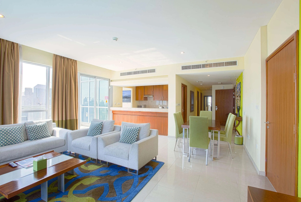 Отель Ramada by Wyndham Downtown Dubai