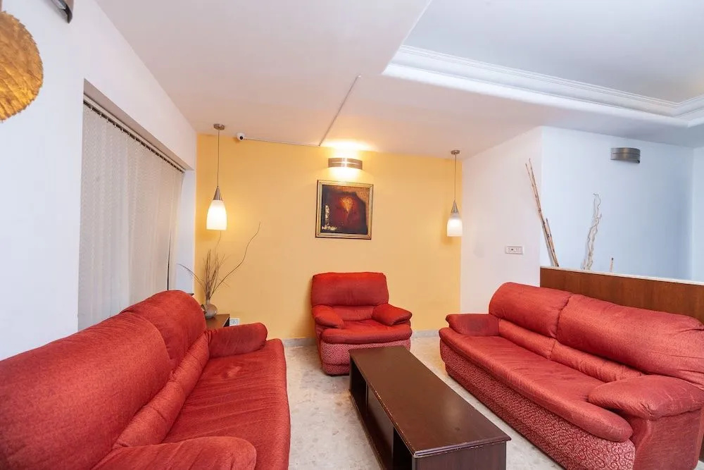 Oyo 26381 Lifestyle Residences