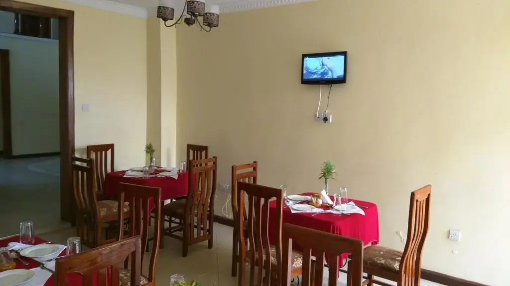 Bright Star Hotel & Safaris